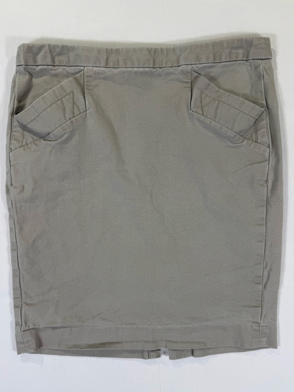 GAP Mini Skirt in Soft Beige